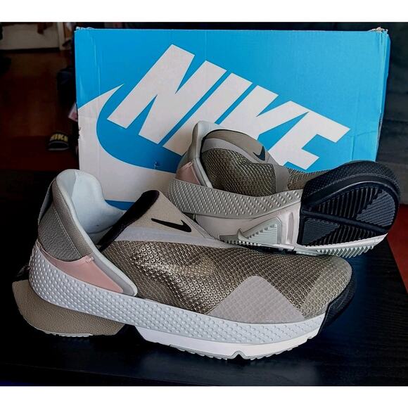 Nike Go FlyEase mens 6 womens 7.5 Light Army Green Summit White CW5883-300 - Picture 10 of 16